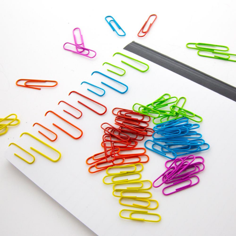 BAZIC No.1 Regular (33mm) Color Paper Clips (200/Pack)