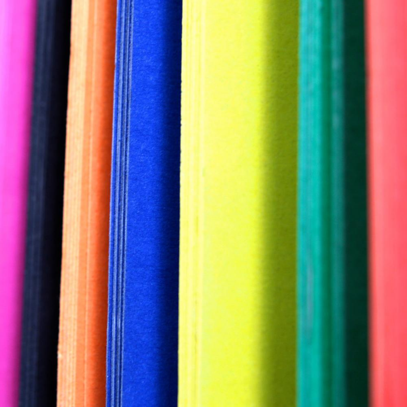 BAZIC 22" X 28" Coloured Poster Board