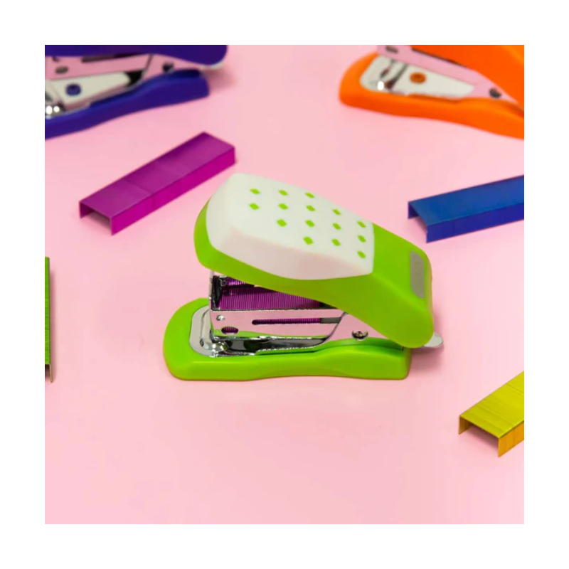 BAZIC Coloured Metallic Standard Staples (3000/Box)