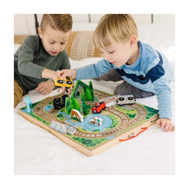 Melissa & Doug - Take-Along Railroad