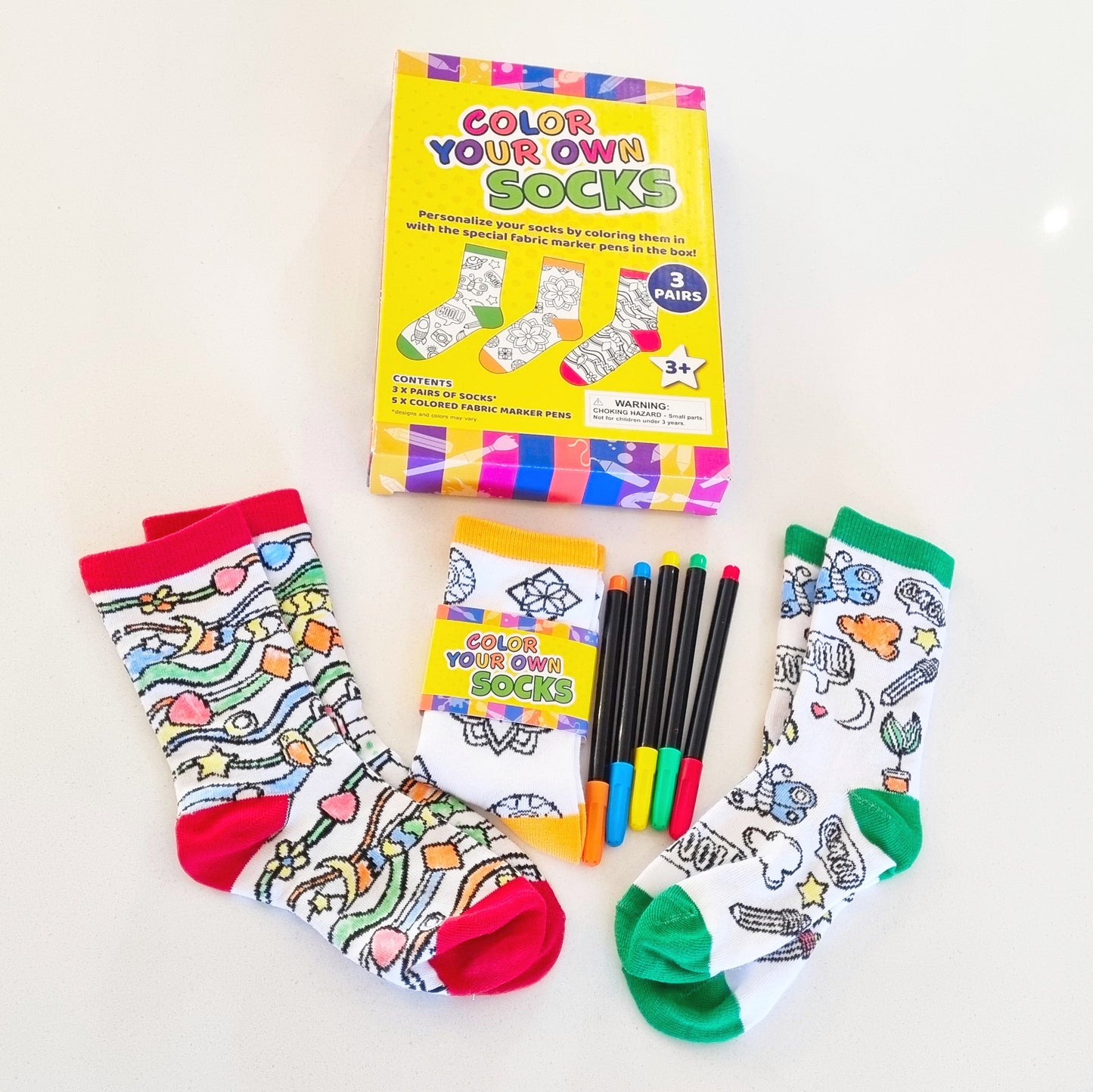 Wonderbox Colour Your Own Socks