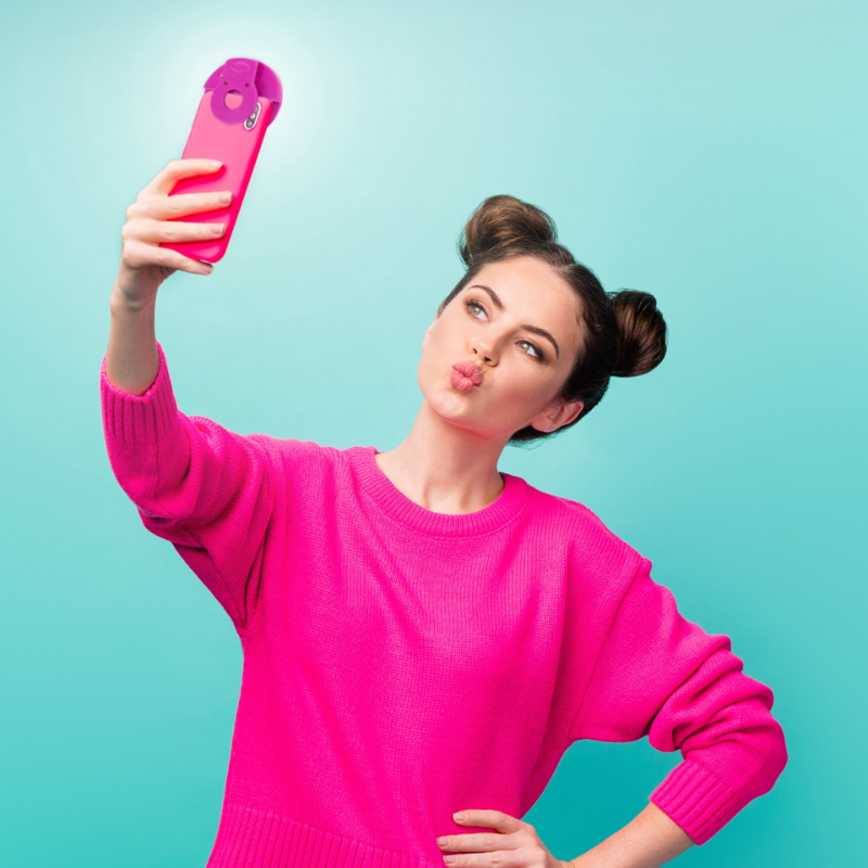Modern Monkey Selfie Light